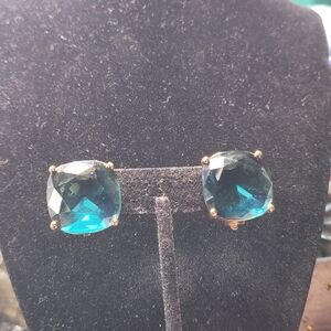 Elegant Blue Stud Earrings‎